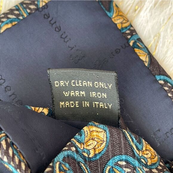 E. ZEGNA MENS SILK DESIGNER TIE MADE IN ITALY. NAVY W GOLD DESIGN. VINTAGE - Picture 6 of 6